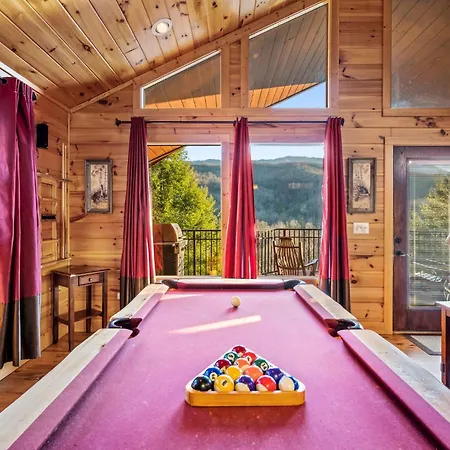 Mountain Elegance Holiday Home